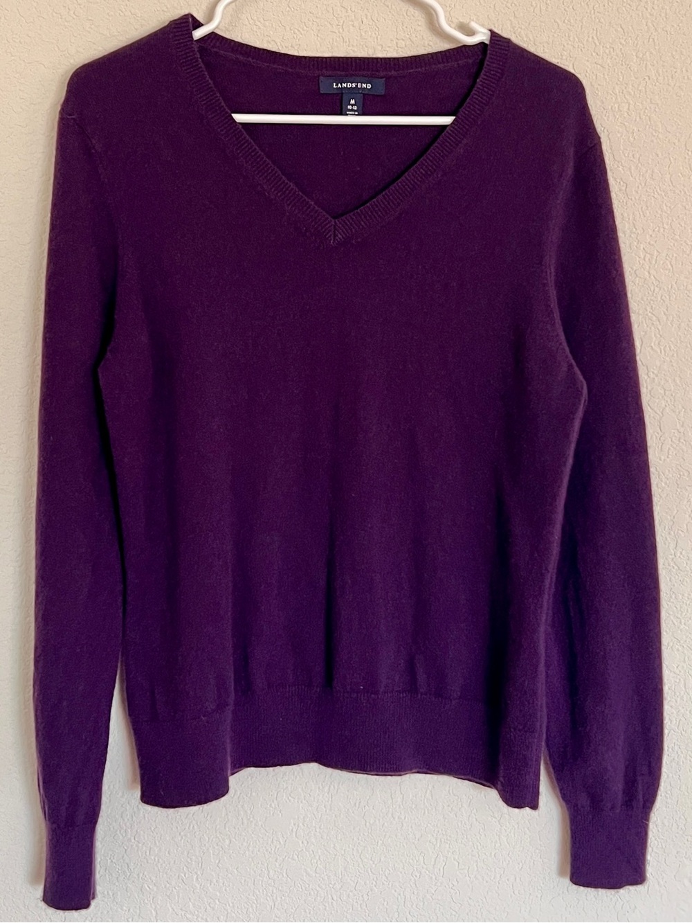 Lands' End Cashmere Purple Deep Plum V-Neck Sweater Ladies Medium 10-12
